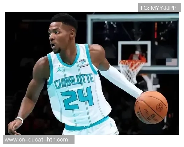 新蜂王轰29+3完爆米切尔!加兰砍26+9极力,黄蜂25年选秀捡三宝 新蜂王轰29+3完爆米切尔!加兰砍26+9极力,黄蜂25年选秀捡三宝