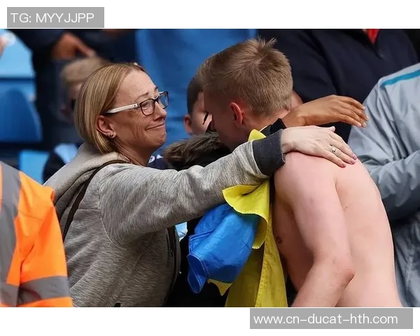 比安奇：难以了解孔蒂如此诉苦，球队的替补席存在问题